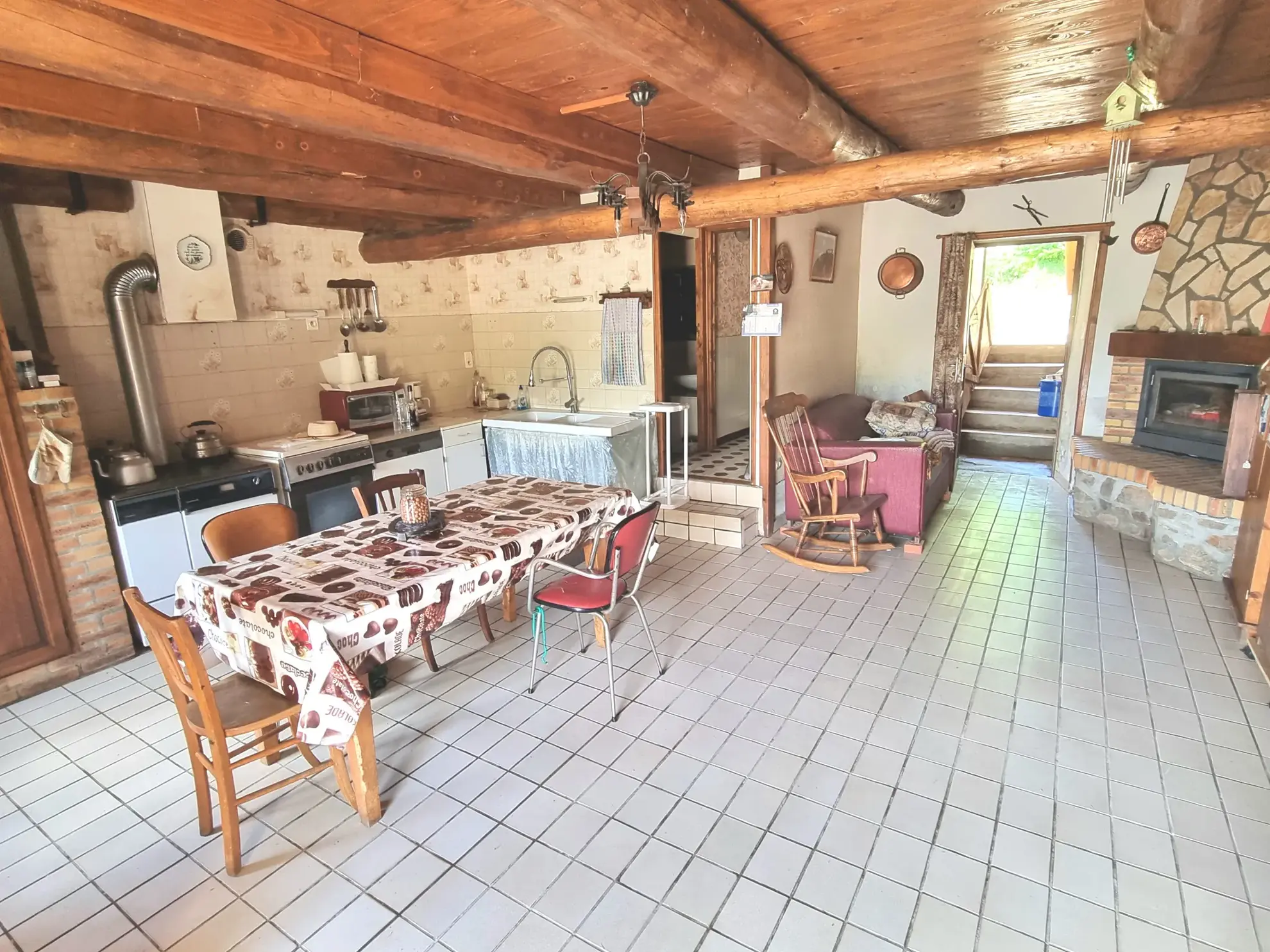 Corps de ferme à vendre à Arlanc avec terrain de 2500 m² 