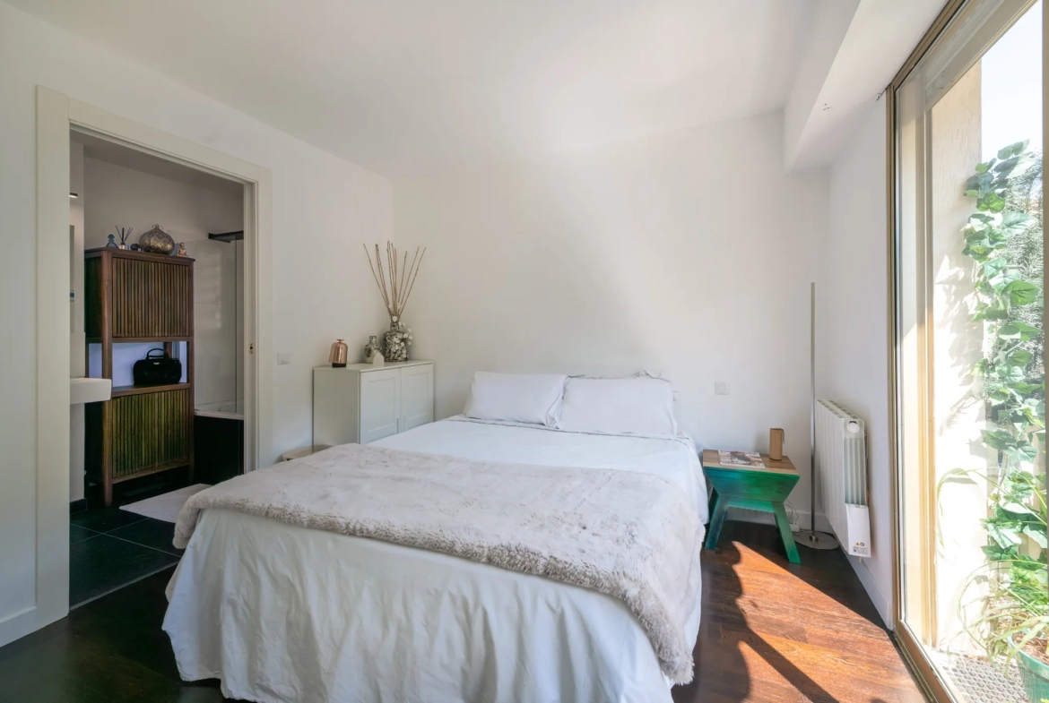 Appartement 2 pièces rénové avec terrasse à Menton (06500), Cave et vue dégagée 