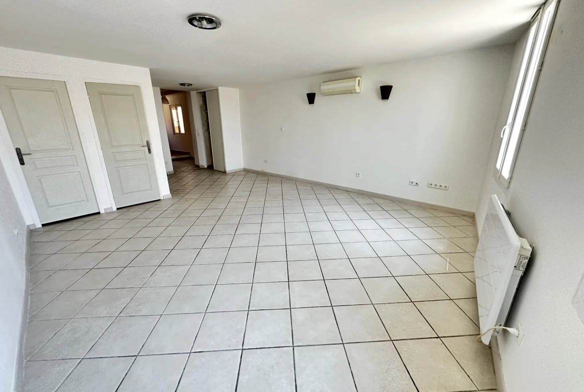 Maison T3 lumineuse de 78 m² avec terrasse à Toulon Siblas 