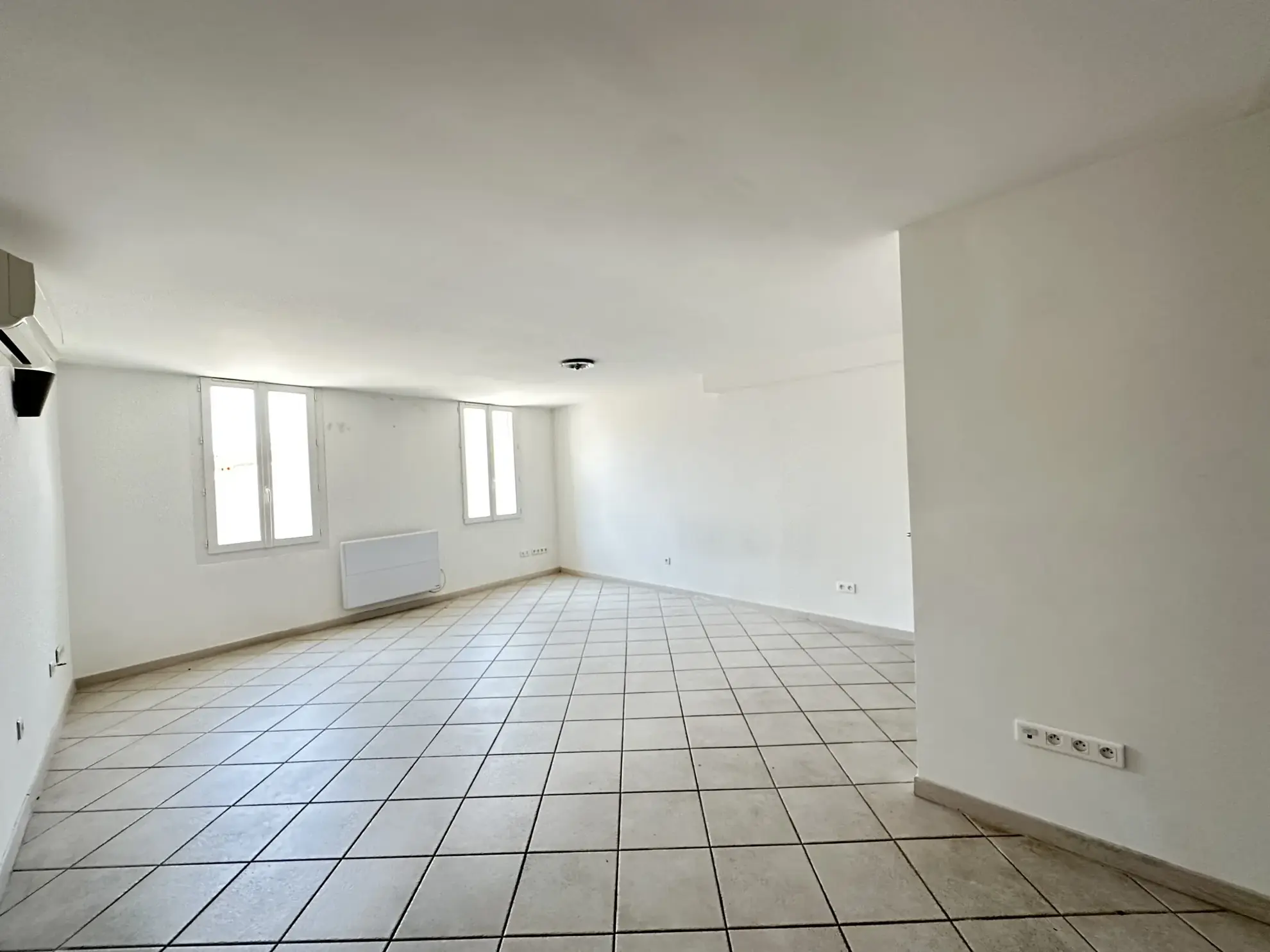 Maison T3 lumineuse de 78 m² avec terrasse à Toulon Siblas 