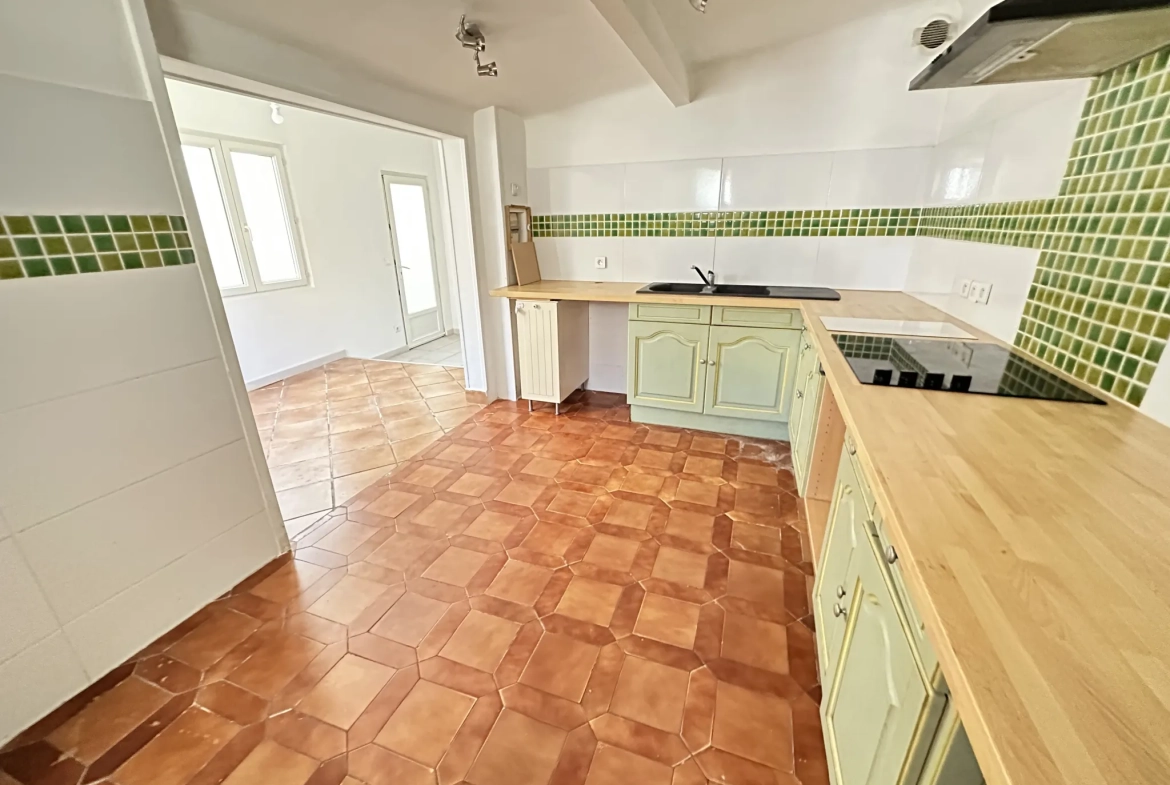 Maison T3 lumineuse de 78 m² avec terrasse à Toulon Siblas 