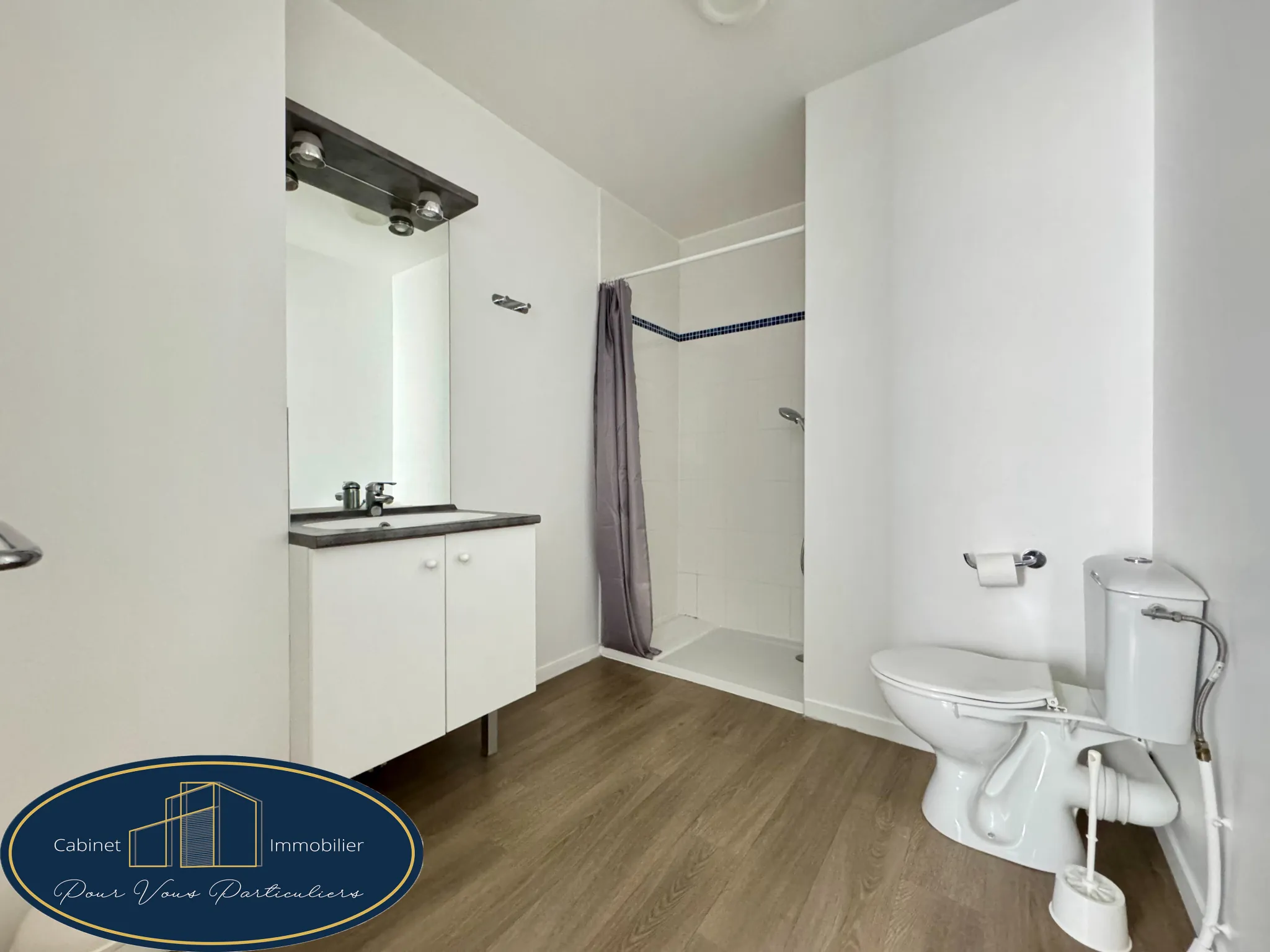 Studio meublé à vendre à Valenciennes, bail long terme, résidence sécurisée 