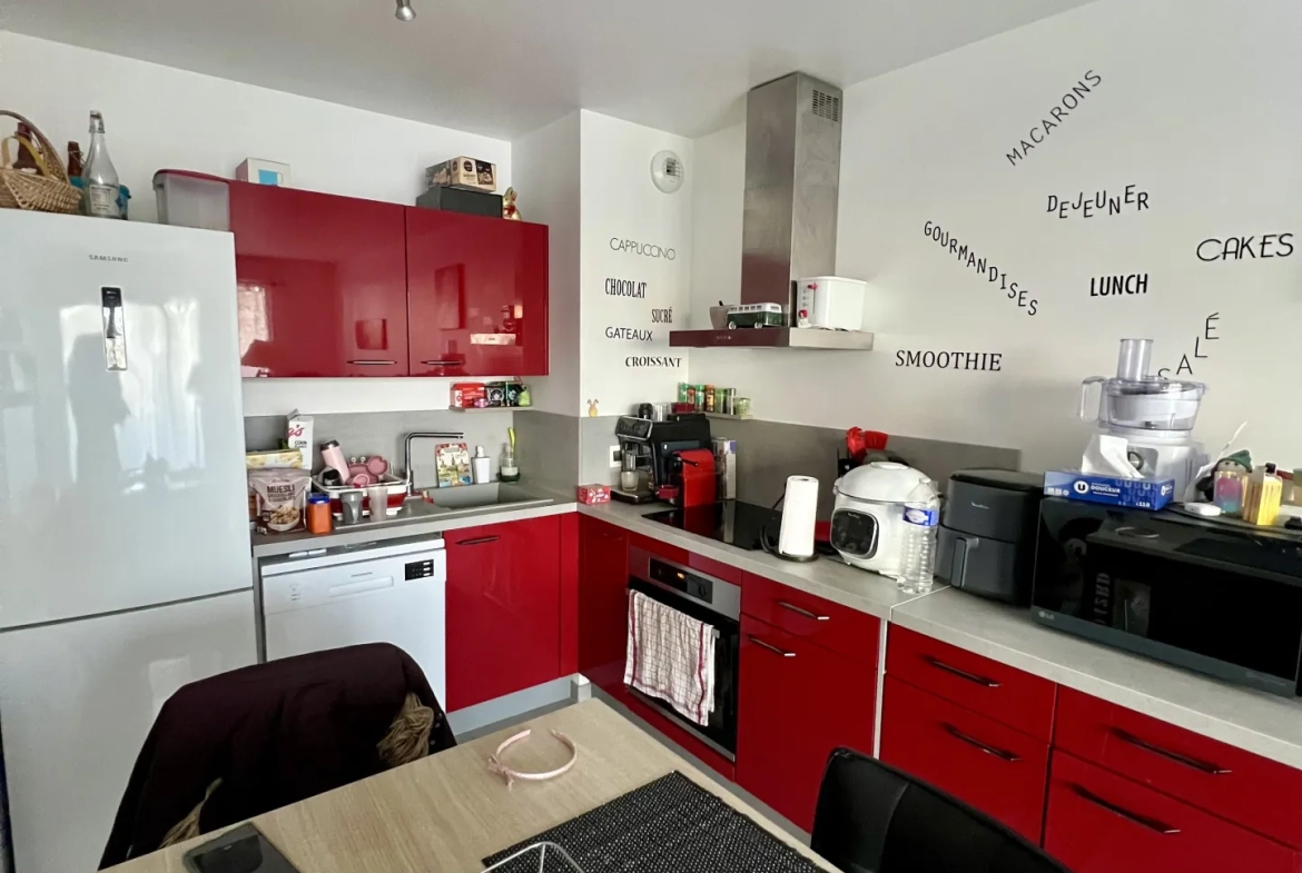 Appartement lumineux de 58 m² avec balcon et parking à Hardricourt 