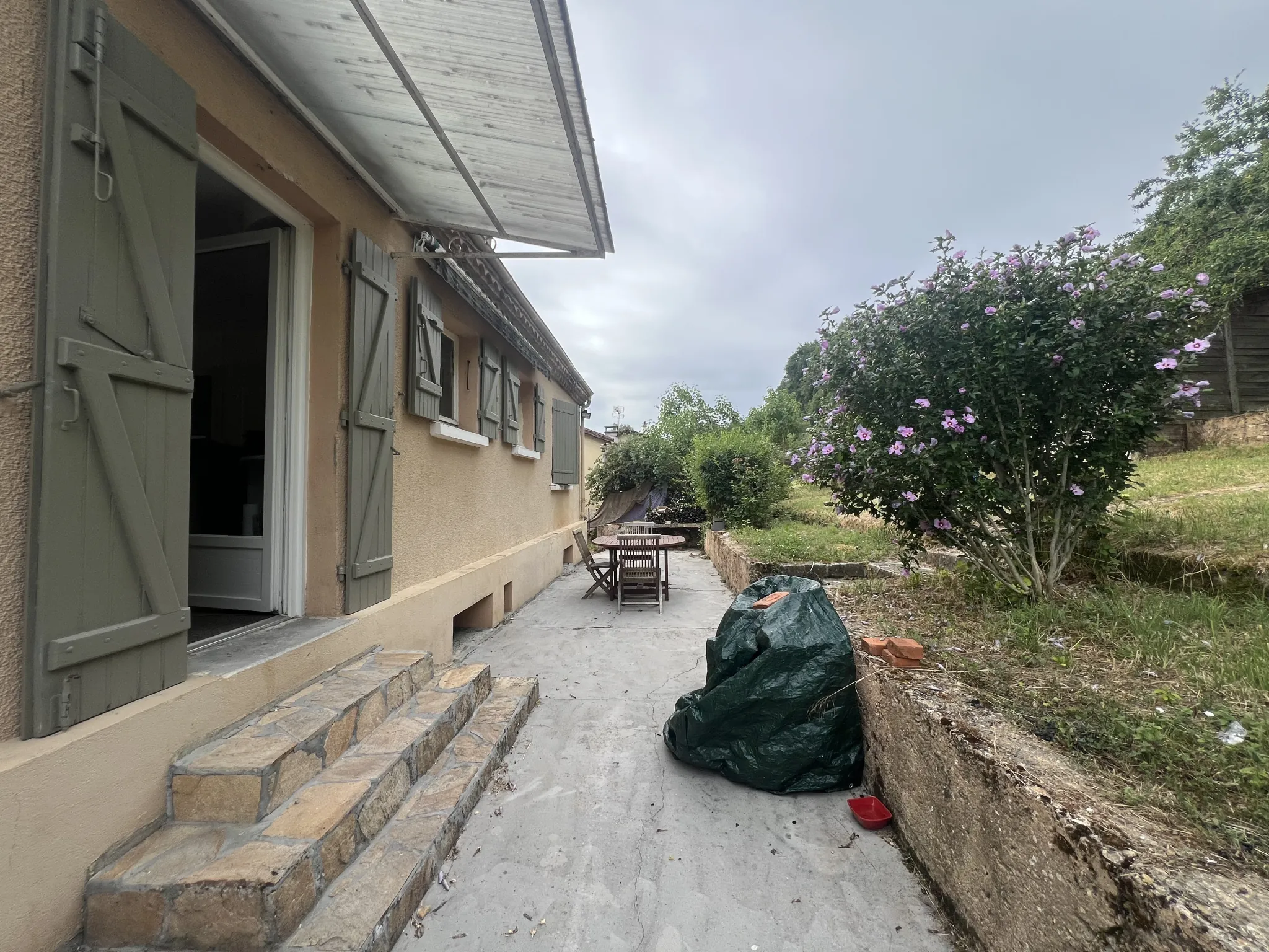 Maison à vendre à Notre Dame de Sanilhac proche Périgueux avec jardin et garage 