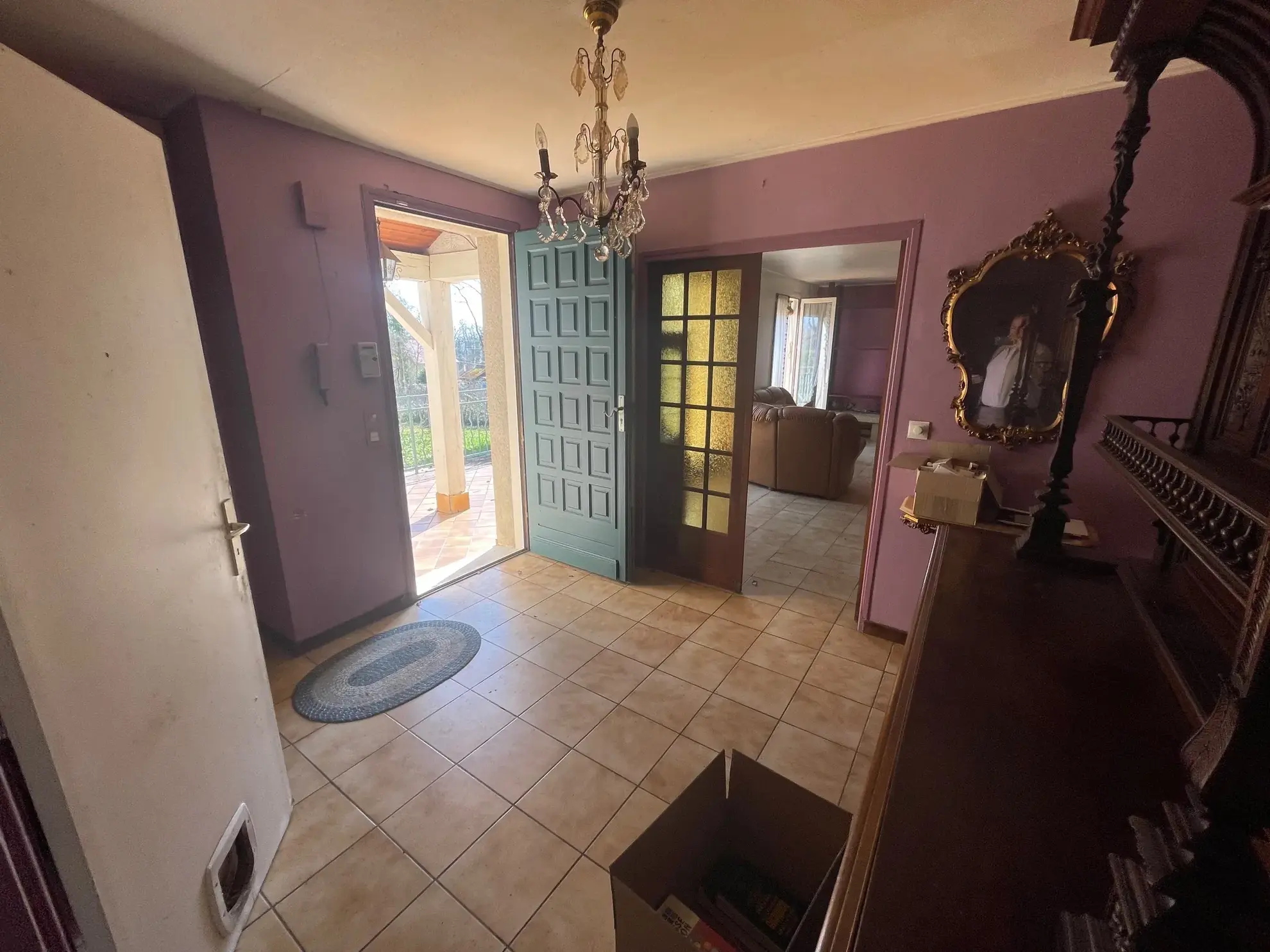 Maison individuelle avec 3 chambres, terrain arboré et piscine proche Crécy-la-Chapelle 