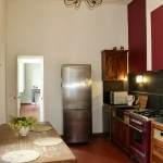 Appartement T3 de charme dans le centre historique de Nîmes avec vue sur jardin