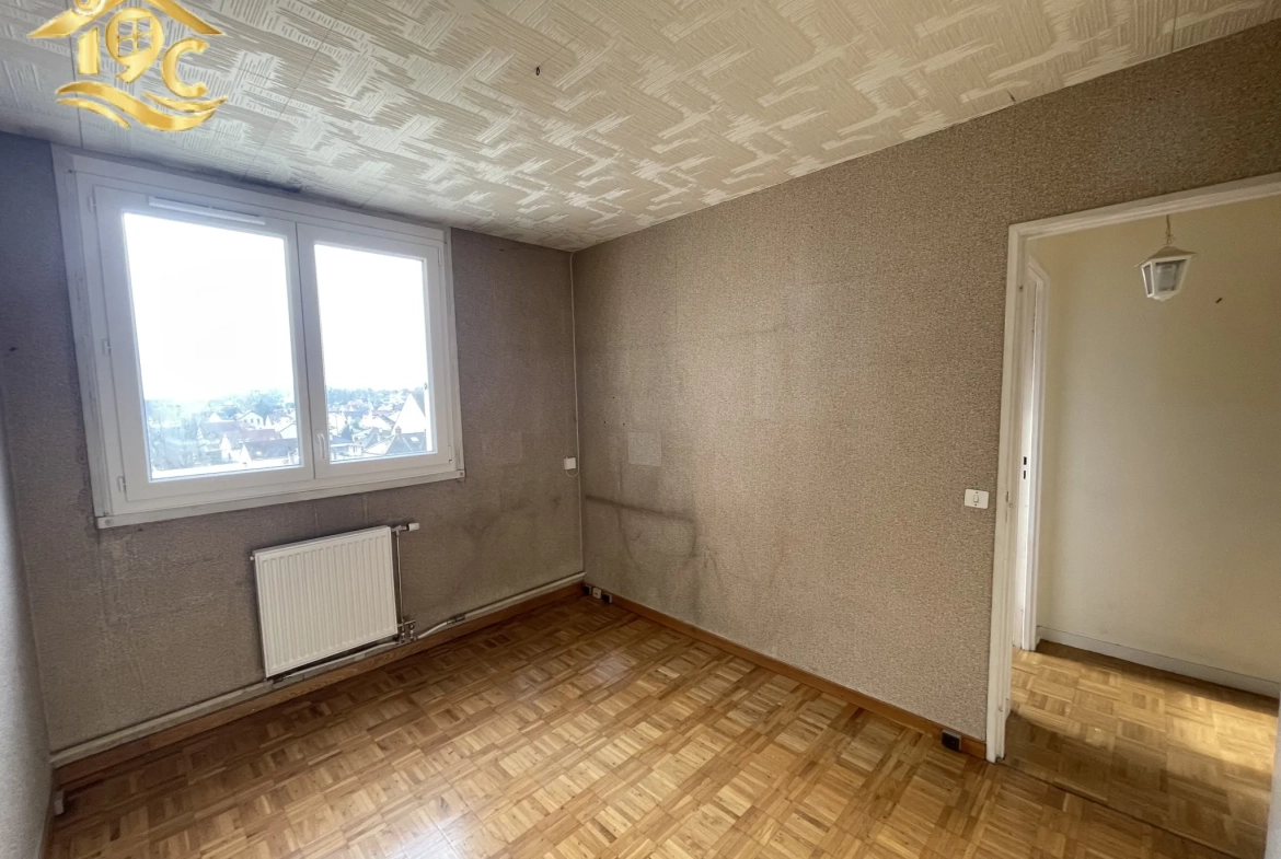 Appartement 4 pièces à Conflans avec balcon et parking privé 