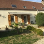 Maison à vendre proche d'Aix-en-Provence avec terrain et dépendances