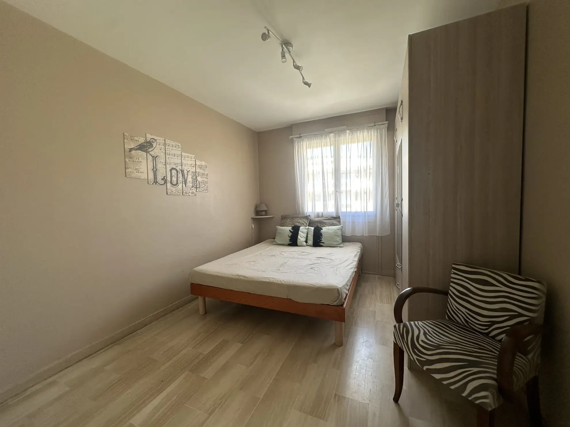 Appartement T2 avec Vue Mer à Bandol - Proche Centre-ville 