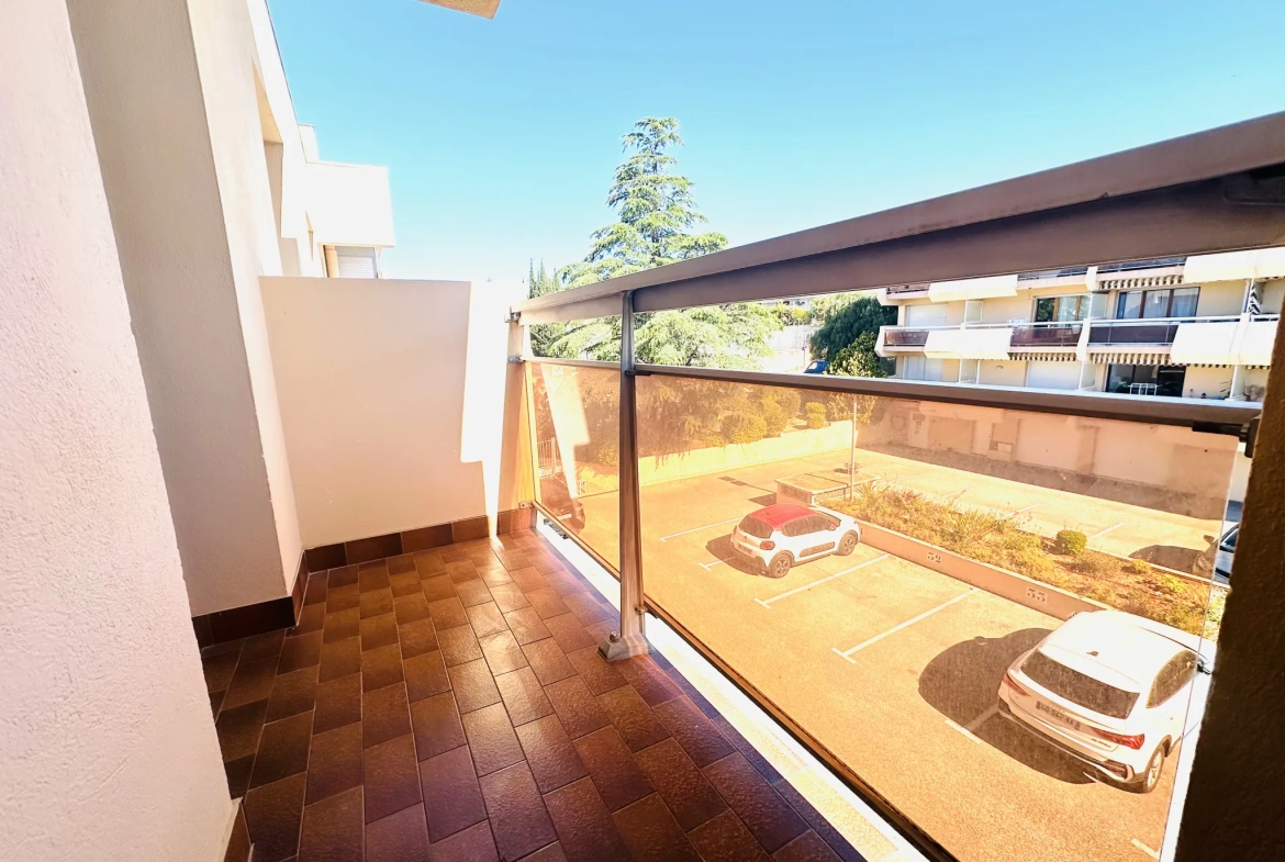 Appartement T2 avec Vue Mer à Bandol - Proche Centre-ville 