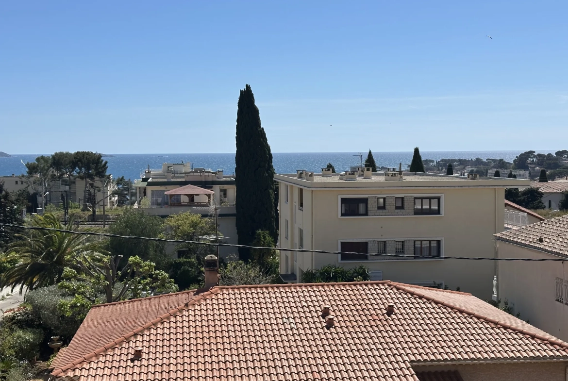 Appartement T2 avec Vue Mer à Bandol - Proche Centre-ville 