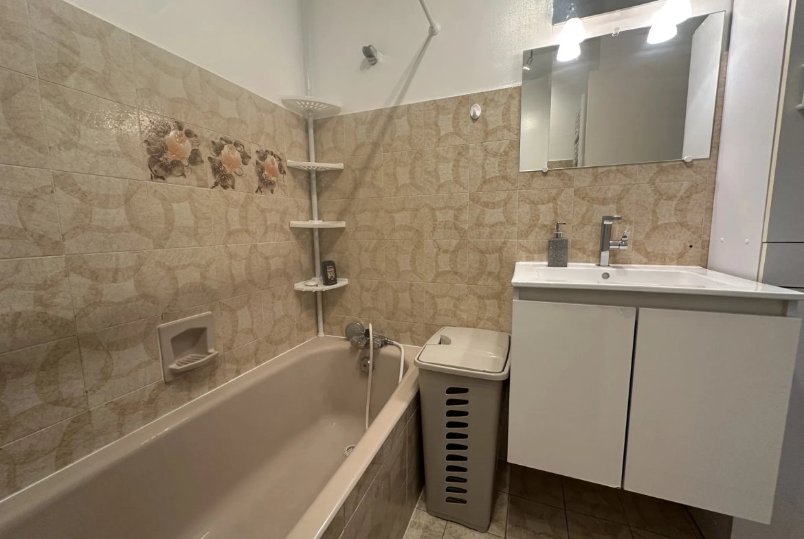 Appartement T2 avec Vue Mer à Bandol - Proche Centre-ville 