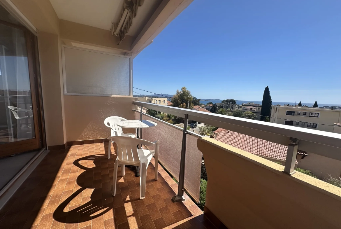 Appartement T2 avec Vue Mer à Bandol - Proche Centre-ville 