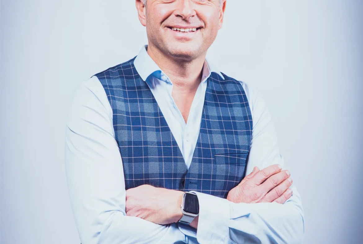 Studio cabine avec vue sur le port, la mer et les étangs à Carnon-Plage 