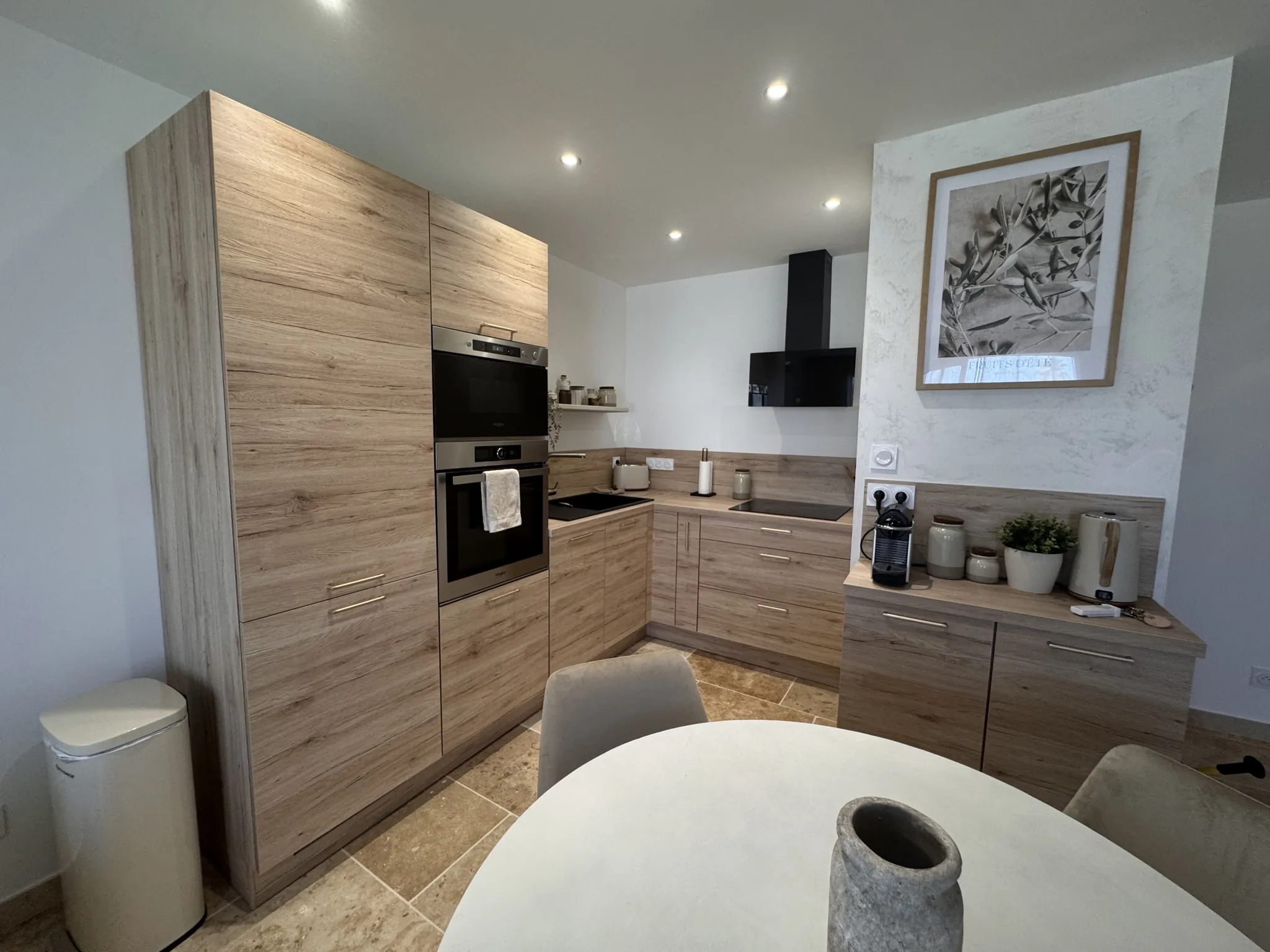 Appartement T2 rénové à Sanary proche du port et de la plage 