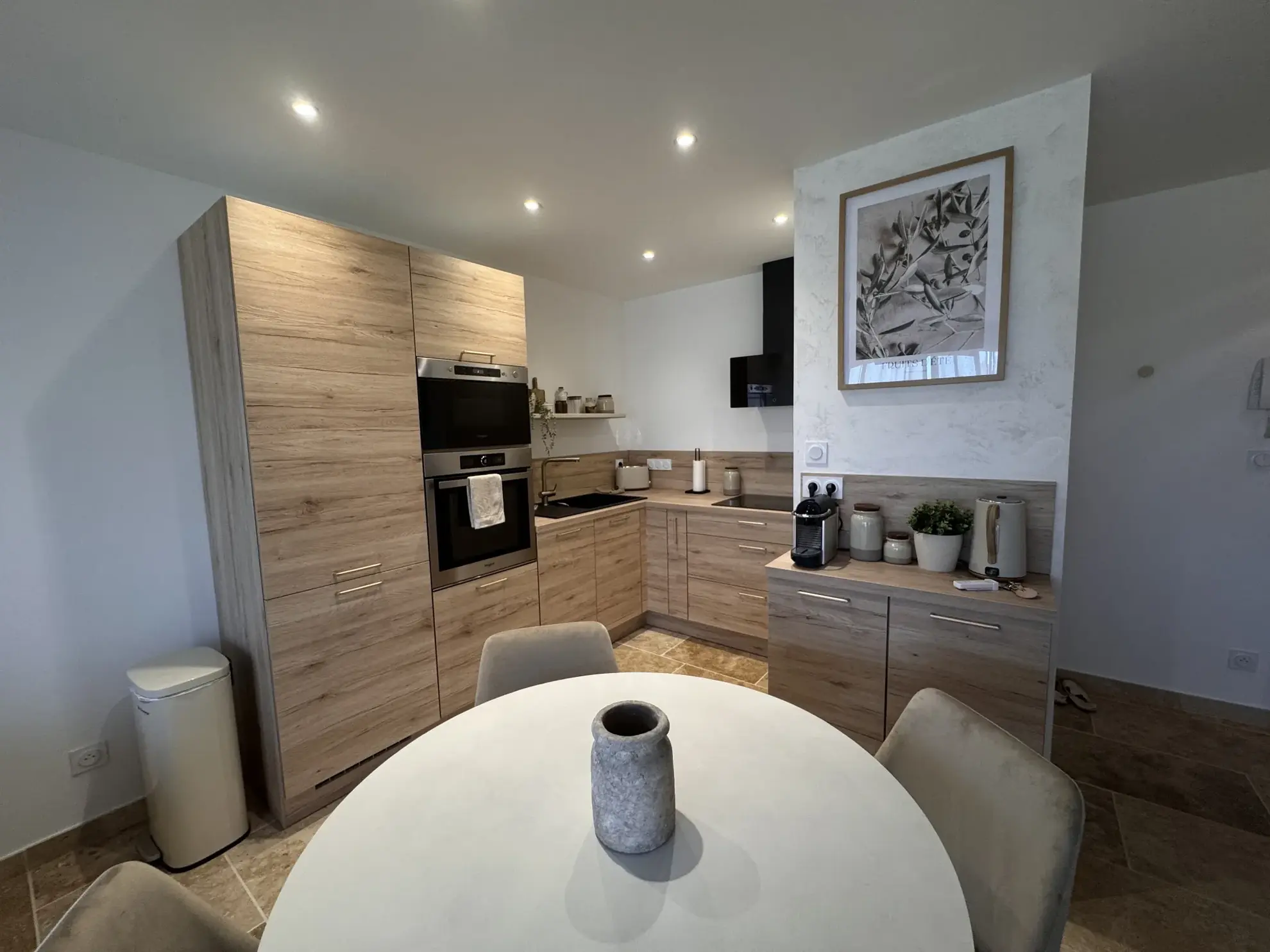 Appartement T2 rénové à Sanary proche du port et de la plage 