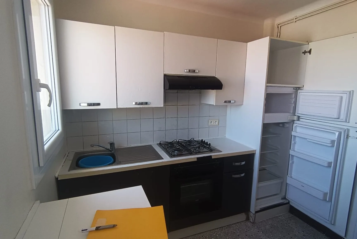 Appartement T2 lumineux de 44 m² à Perpignan avec balcon et cave 