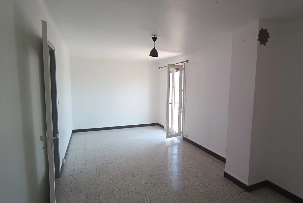 Appartement T2 lumineux de 44 m² à Perpignan avec balcon et cave 