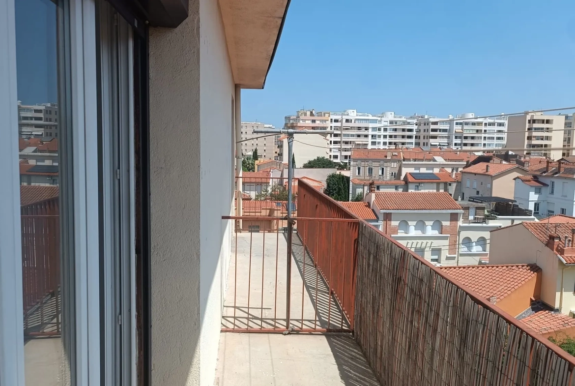 Appartement T2 lumineux de 44 m² à Perpignan avec balcon et cave 
