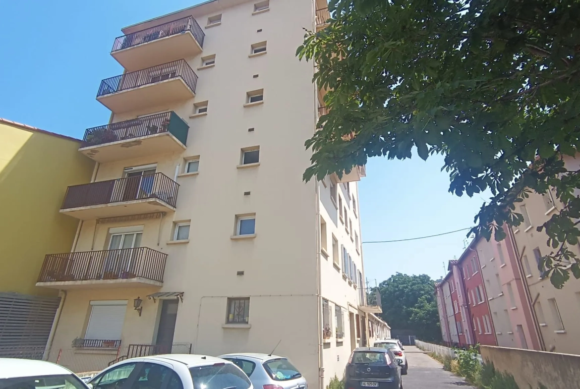 Appartement T2 lumineux de 44 m² à Perpignan avec balcon et cave 