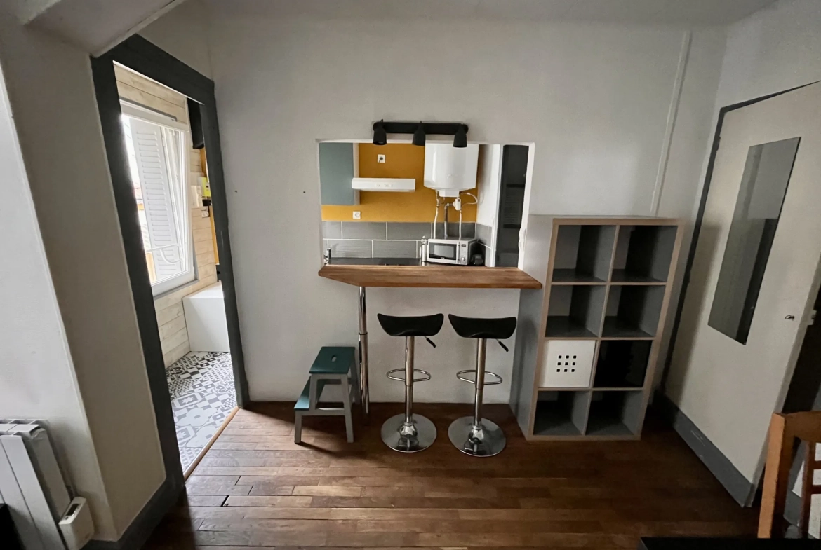 Immeuble à vendre à Dijon proche Victor Hugo avec 2 appartements meublés 