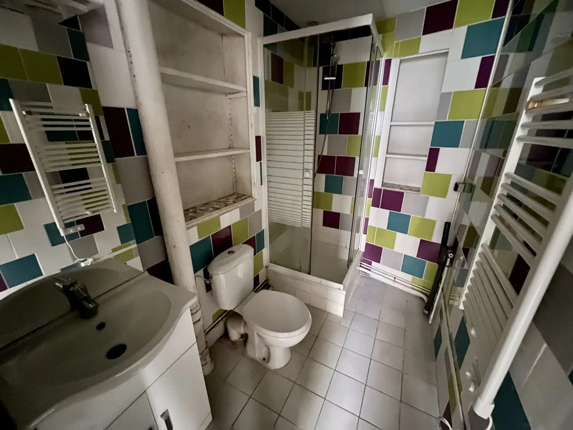 Immeuble à vendre à Dijon proche Victor Hugo avec 2 appartements meublés 