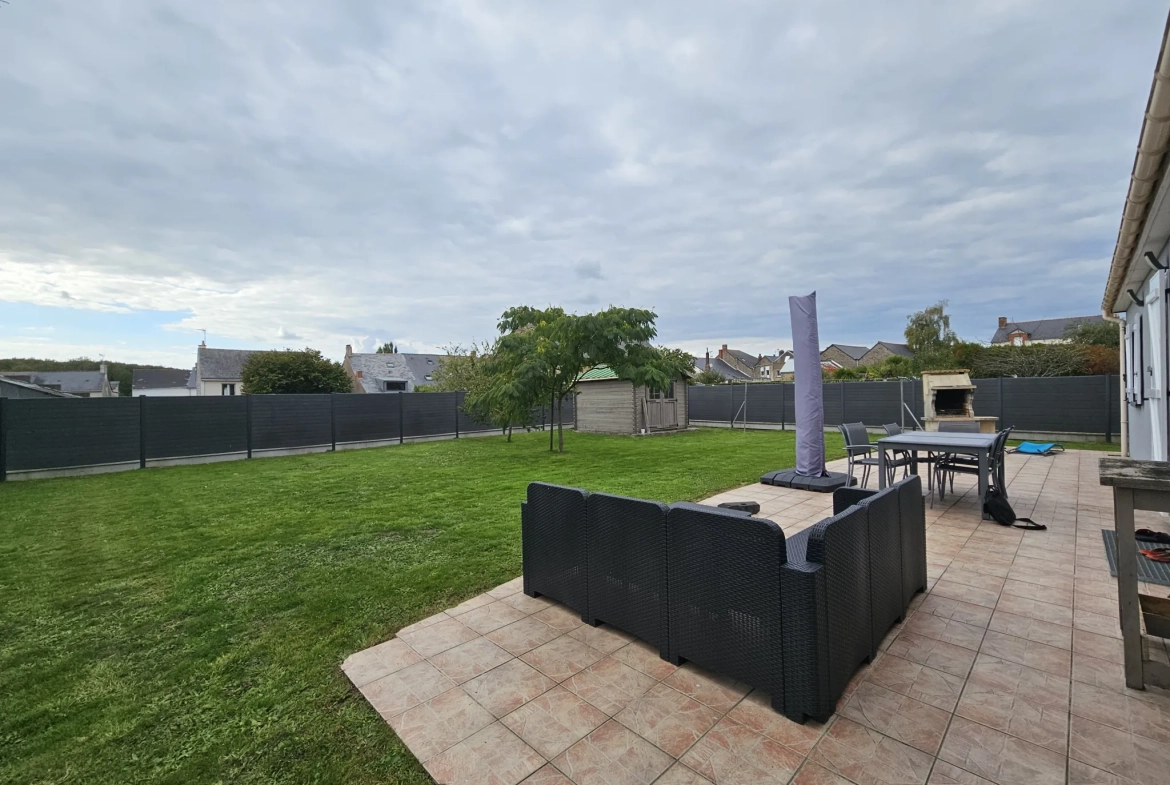 Maison familiale lumineuse à Le Gavre avec 5 chambres et terrain de 1000 m² 