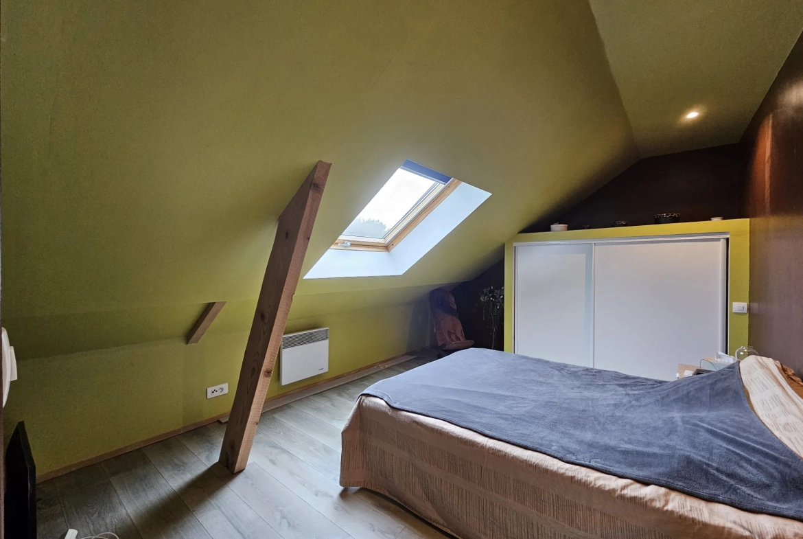 Maison familiale lumineuse à Le Gavre avec 5 chambres et terrain de 1000 m² 