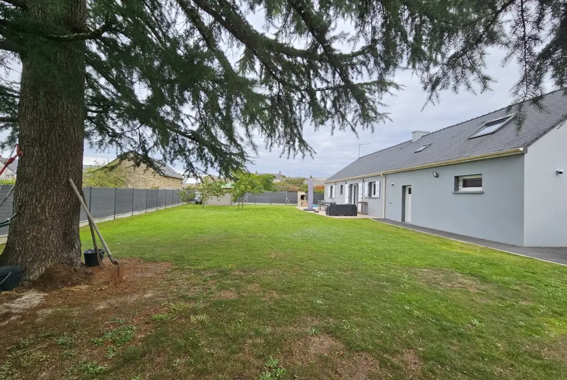 Maison familiale lumineuse à Le Gavre avec 5 chambres et terrain de 1000 m² 