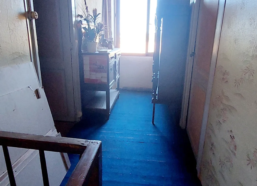 Maison en pierre à rénover de 110 m² avec jardin à La Réole 