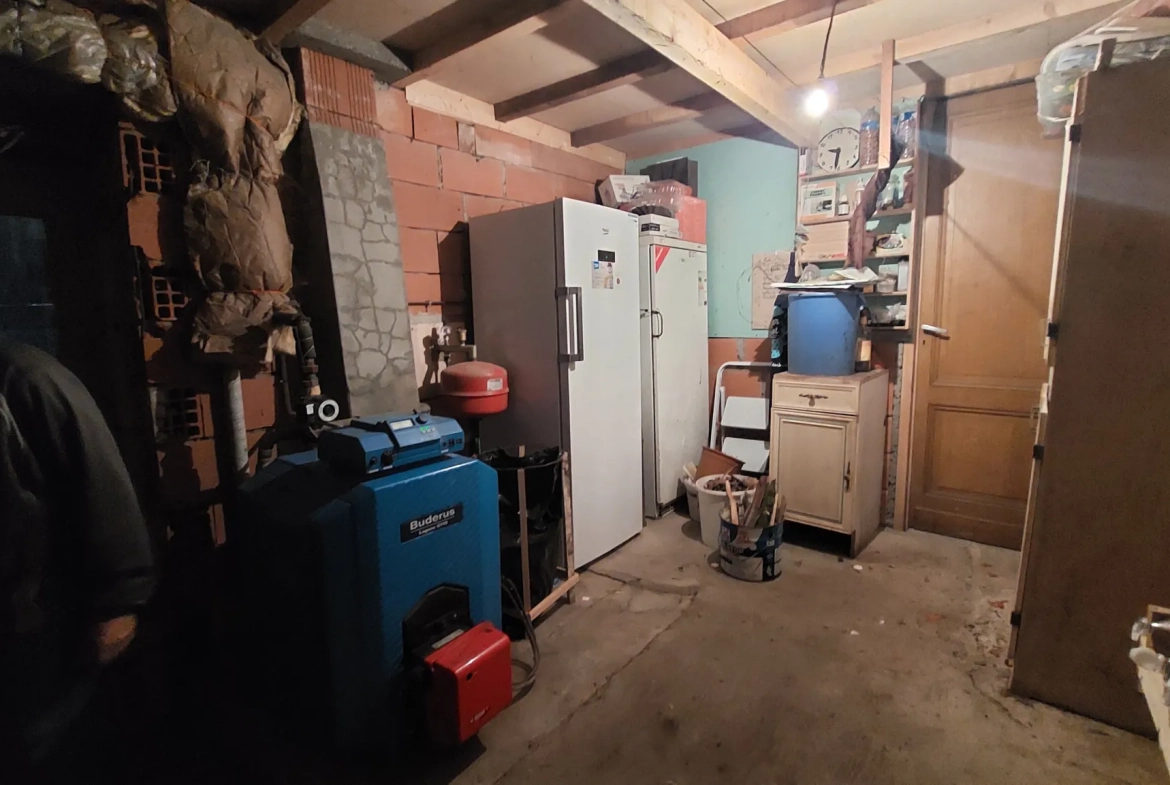 Maison en pierre à rénover de 110 m² avec jardin à La Réole 