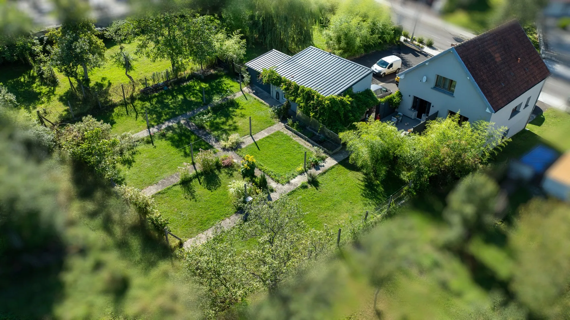 Maison 140 m2 avec terrasse, grand terrain et dépendances à Farébersviller 