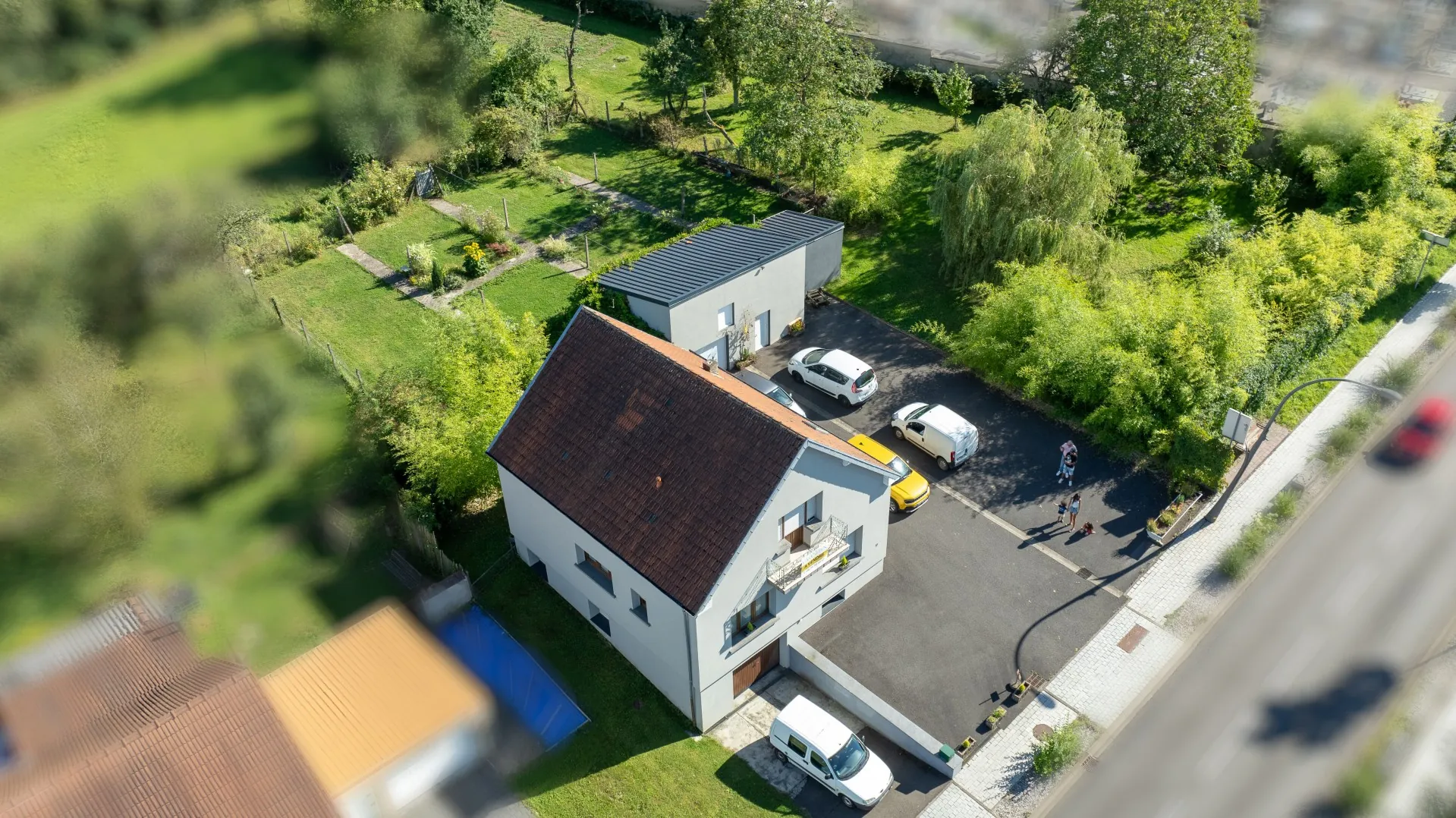 Maison 140 m2 avec terrasse, grand terrain et dépendances à Farébersviller 