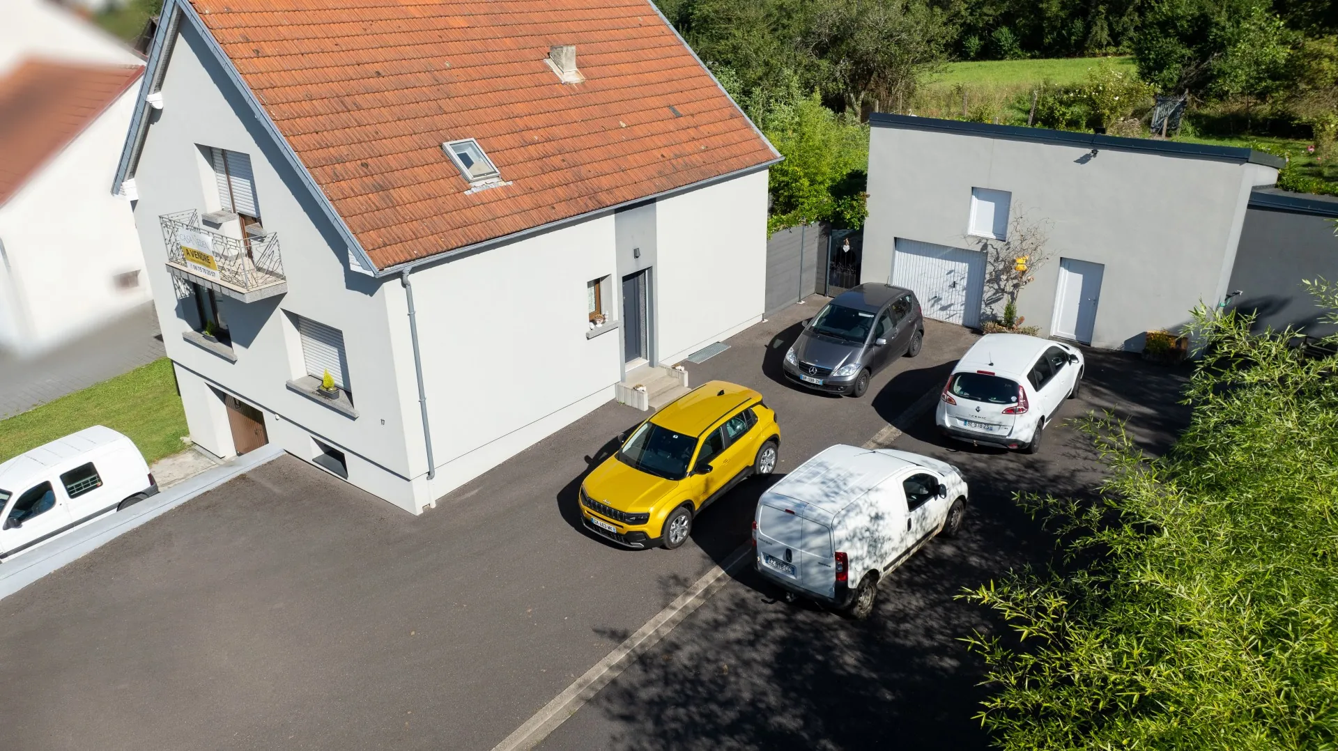 Maison 140 m2 avec terrasse, grand terrain et dépendances à Farébersviller 