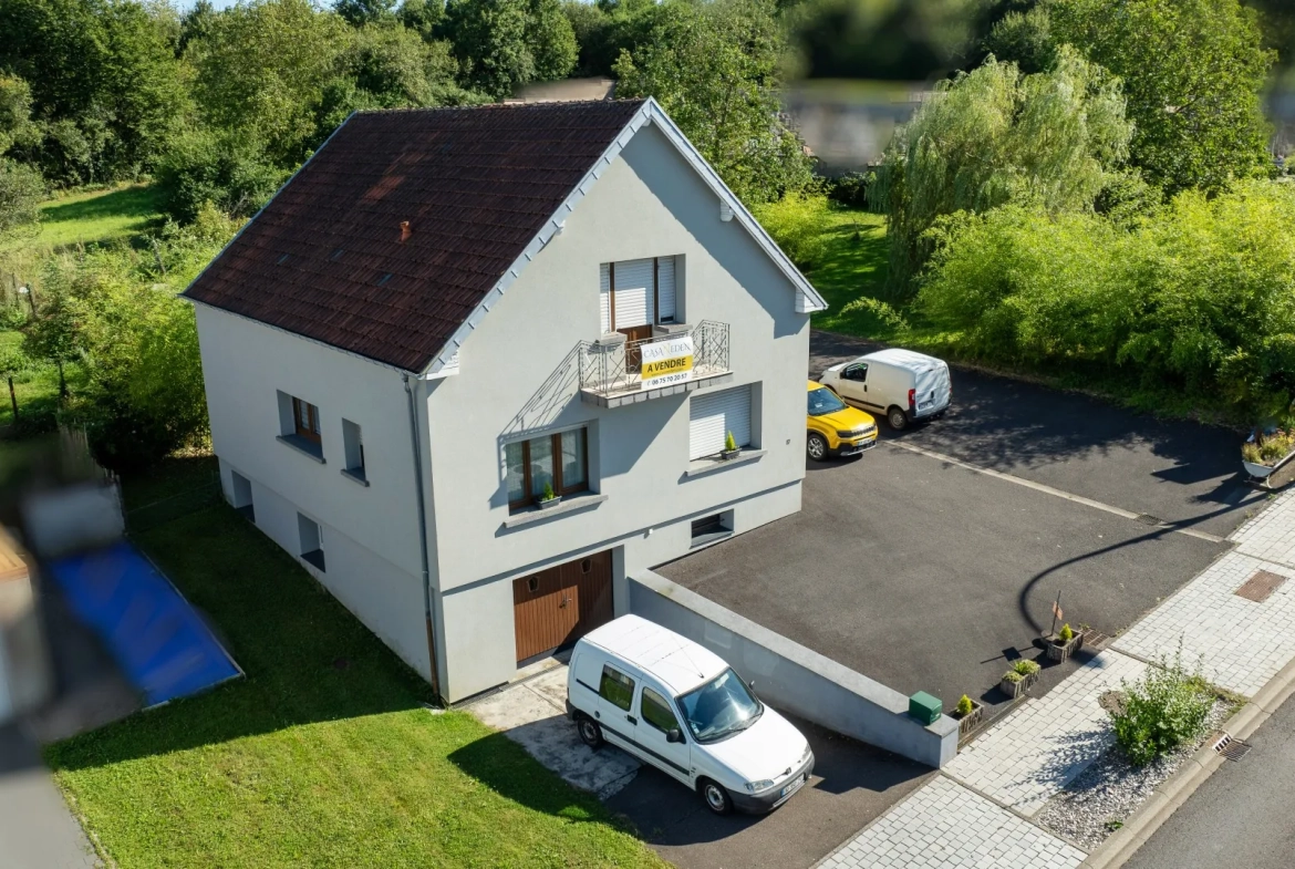 Maison 140 m2 avec terrasse, grand terrain et dépendances à Farébersviller 