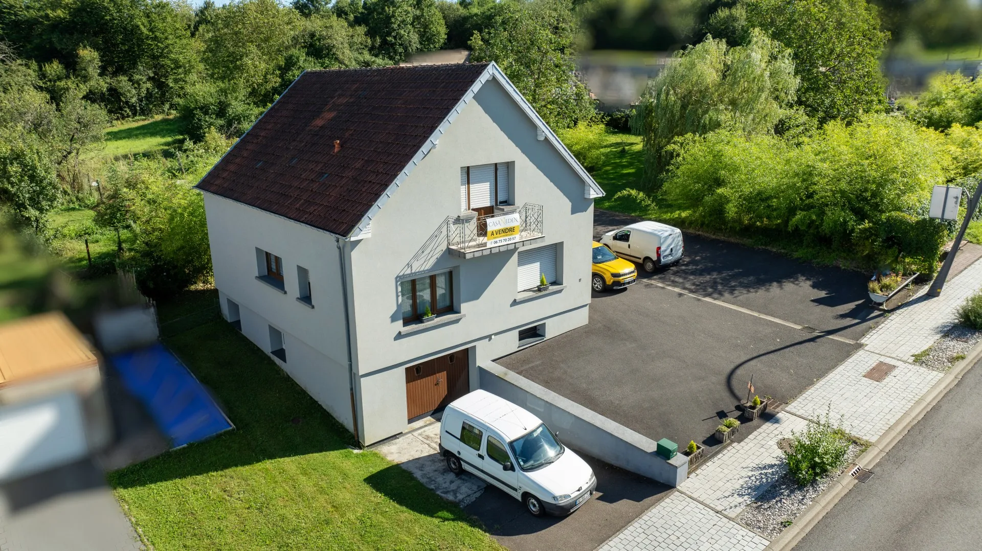 Maison 140 m2 avec terrasse, grand terrain et dépendances à Farébersviller 