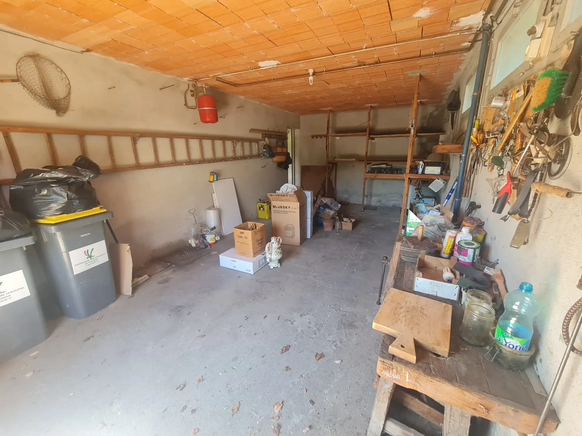 Maison de plain-pied à vendre avec garage et jardin à Saint-Sulpice-sur-Léze 