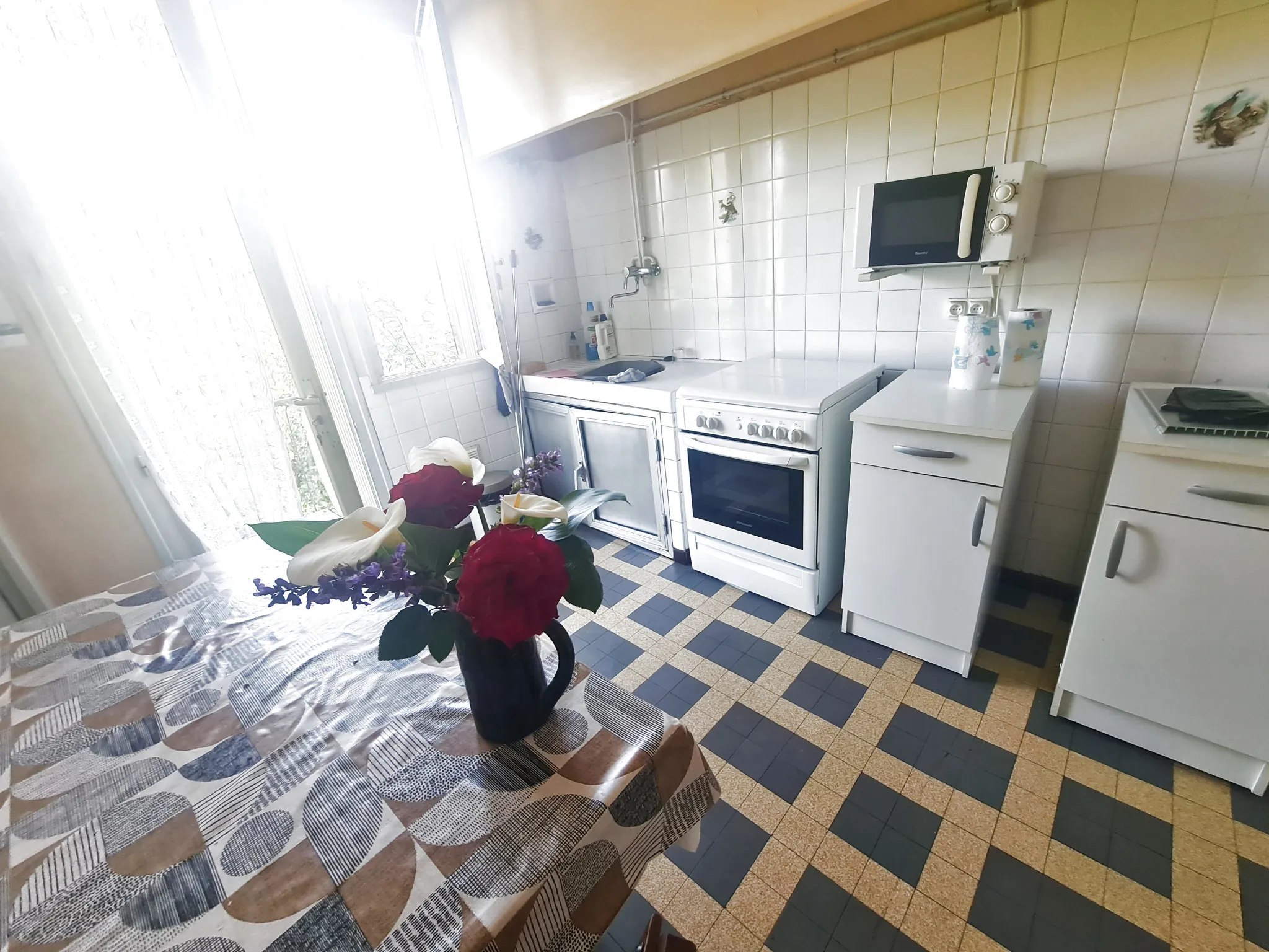 Maison de plain-pied à vendre avec garage et jardin à Saint-Sulpice-sur-Léze 