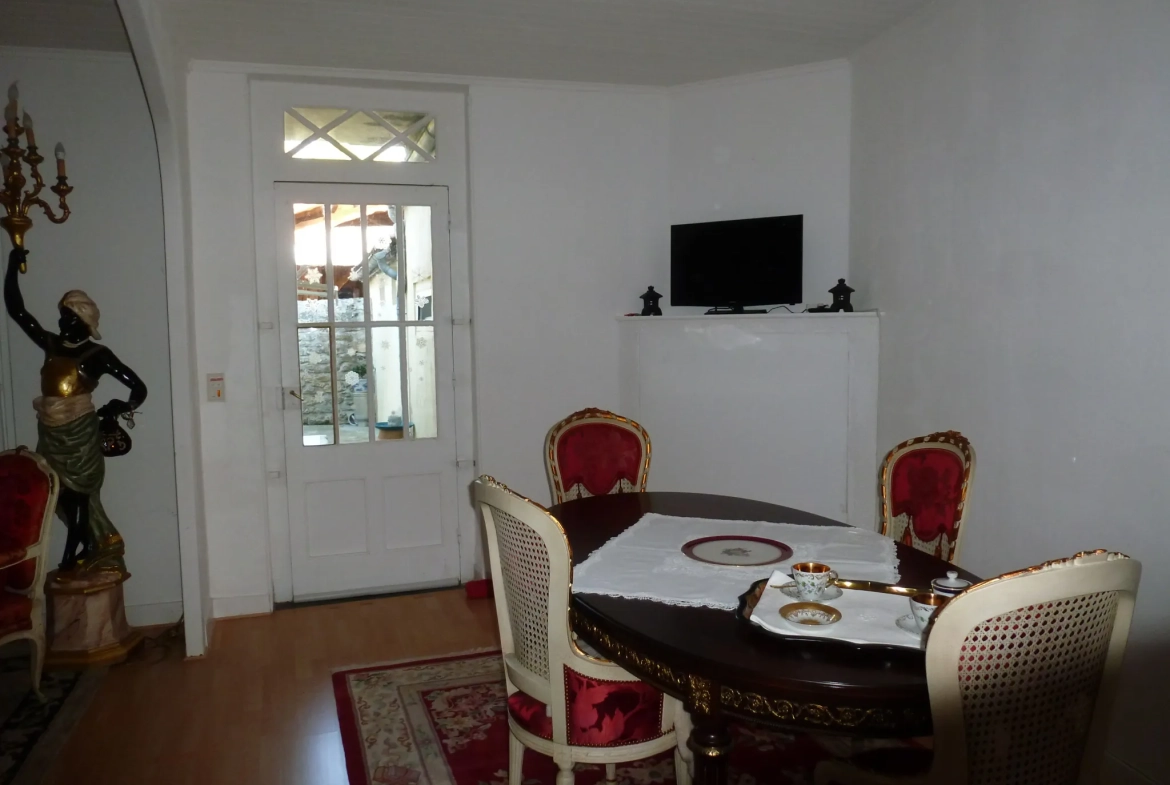 Maison de Bourg de 43 m² avec Jardin à Caudrot à vendre 