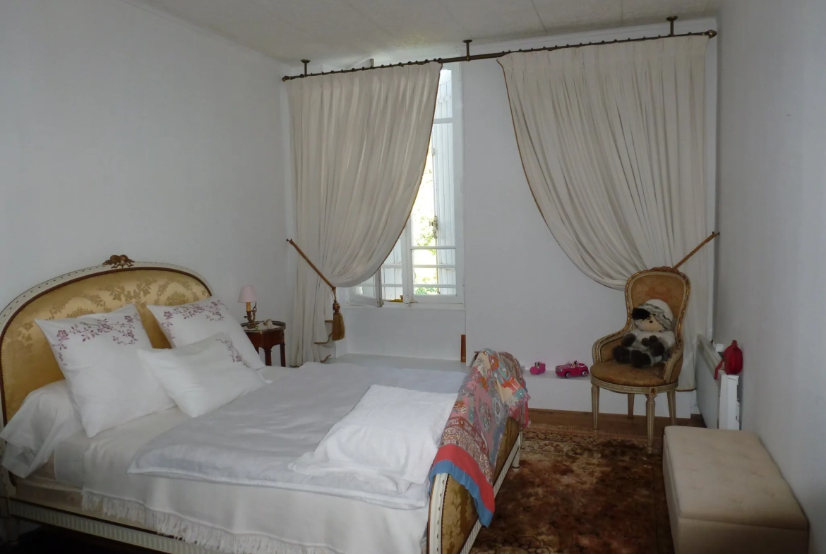 Maison de Bourg de 43 m² avec Jardin à Caudrot à vendre 