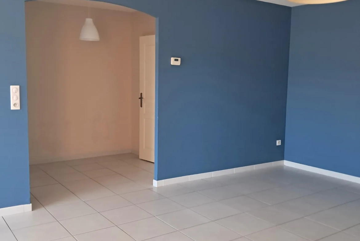 Villa récente à Limoges avec 3 chambres, garage et performance énergétique exceptionnelle 