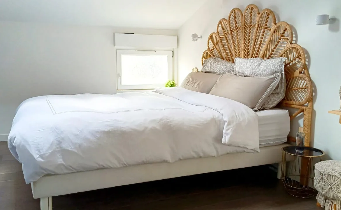 Maison lumineuse de 125 m² avec terrasse et garage à Pouzolles près de Pézenas 