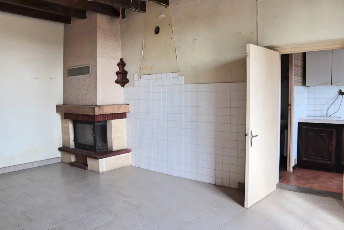 Ferme viticole à rénover avec grand potentiel proche de Caplong 