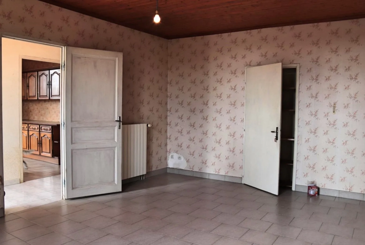 Ferme viticole à rénover avec grand potentiel proche de Caplong 