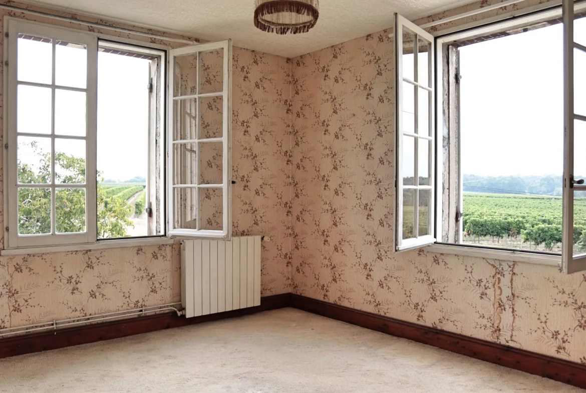 Ferme viticole à rénover avec grand potentiel proche de Caplong 