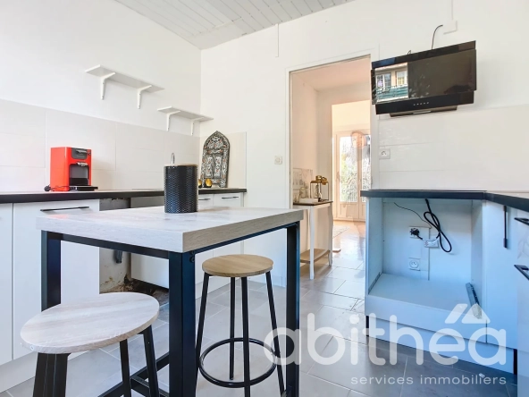 A vendre appartement 3 chambres à Troyes, 71 m² avec cave et parking