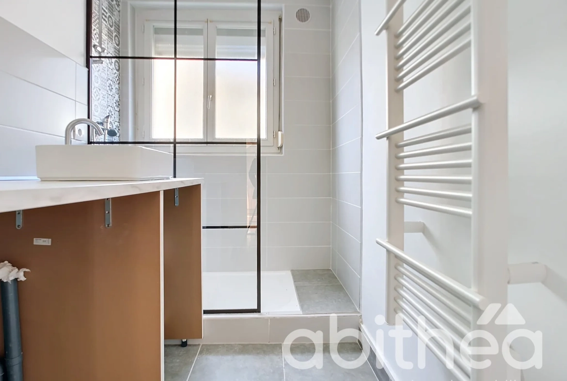 A vendre appartement 3 chambres à Troyes, 71 m² avec cave et parking 