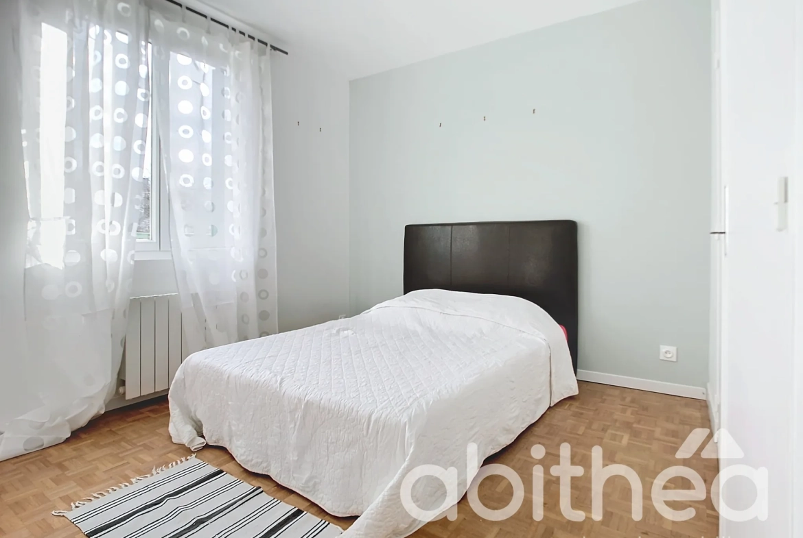 A vendre appartement 3 chambres à Troyes, 71 m² avec cave et parking 