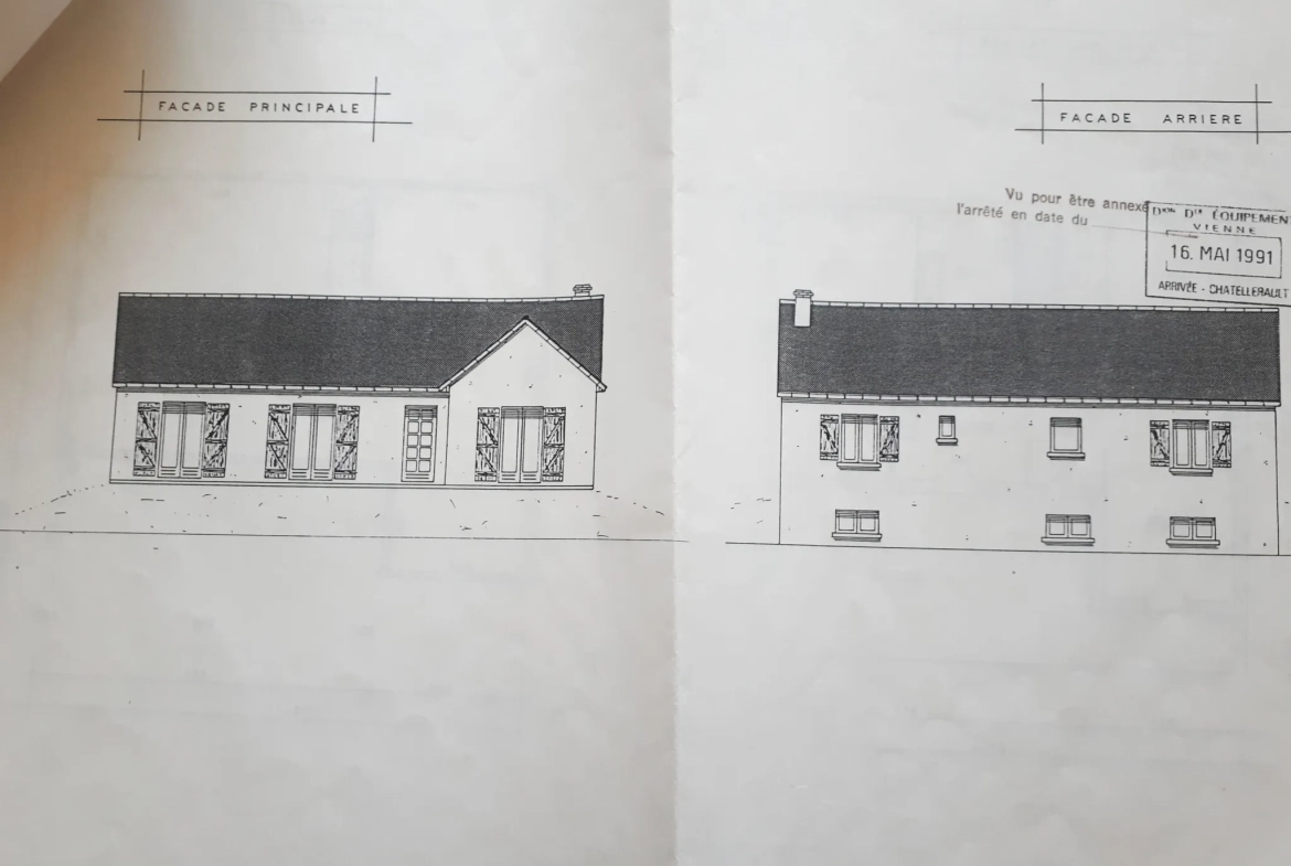 Maison 3 chambres avec terrasse, jardin et garage à Buxeuil 37160 