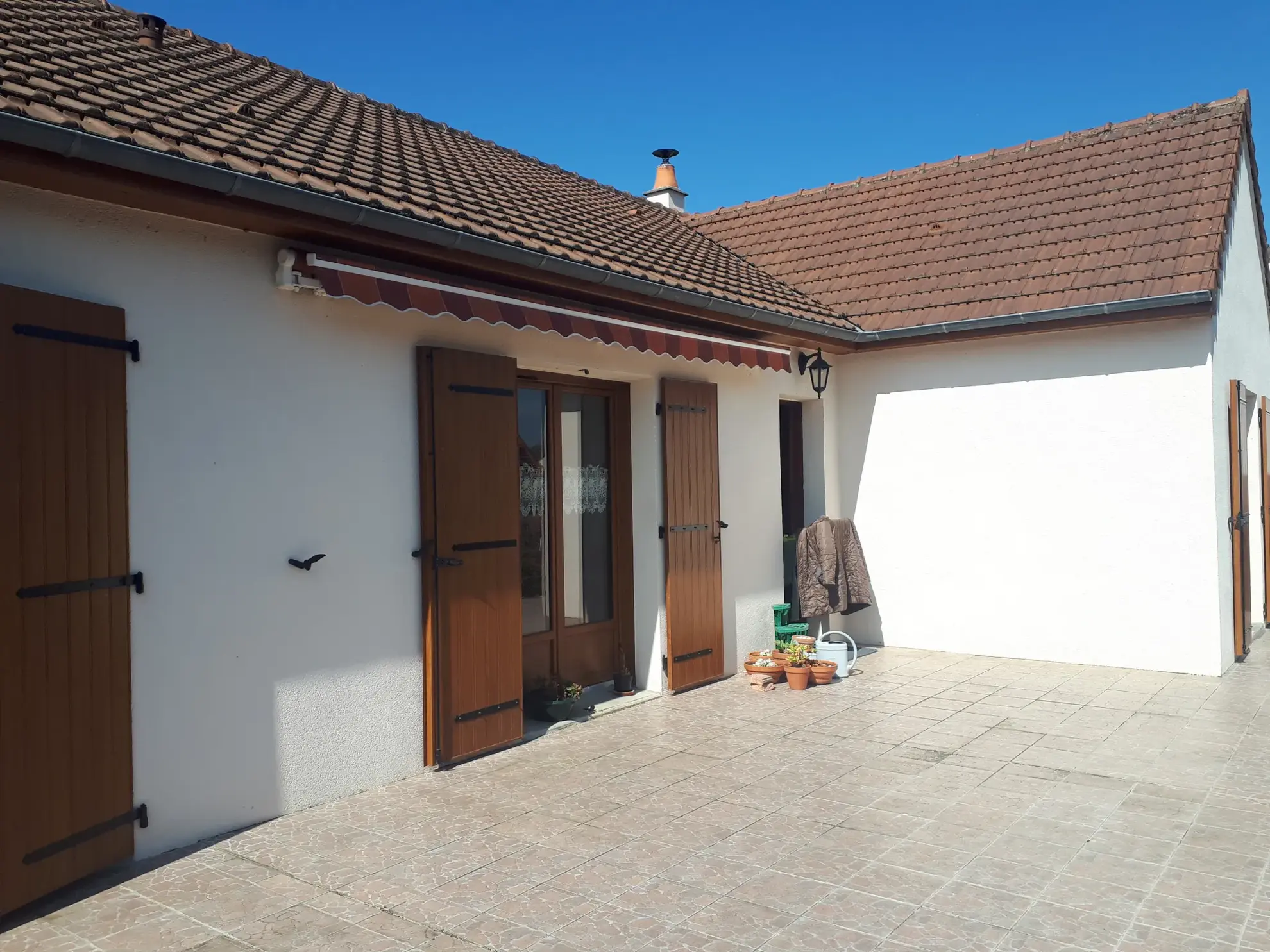 Maison 3 chambres avec terrasse, jardin et garage à Buxeuil 37160 